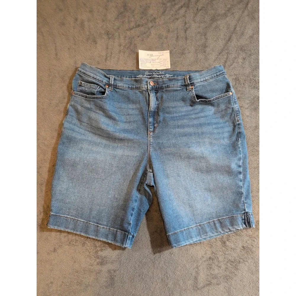 Gloria Vanderbilt Amanda‎ Slimming Stretch Bermuda Denim Shorts Blue Womens 20W